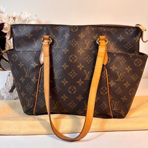 Beautiful Louis Vuitton Totally Pm Monogram Sold